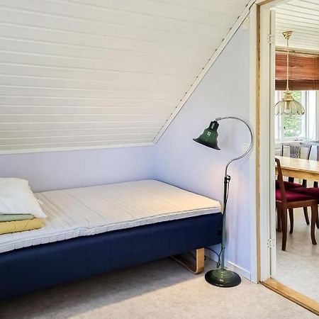 Stunning Apartment In Gullspang With Wifi Extérieur photo